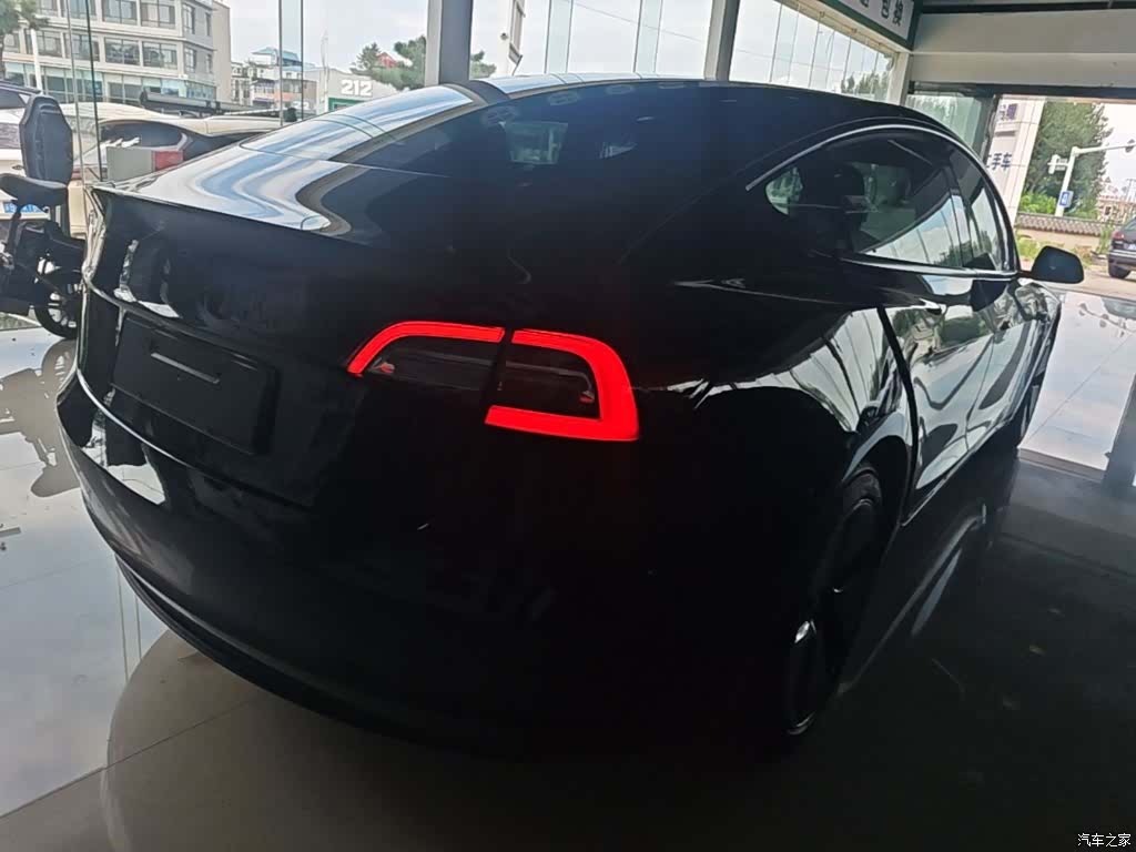 Tesla Model 3, 2021 8
