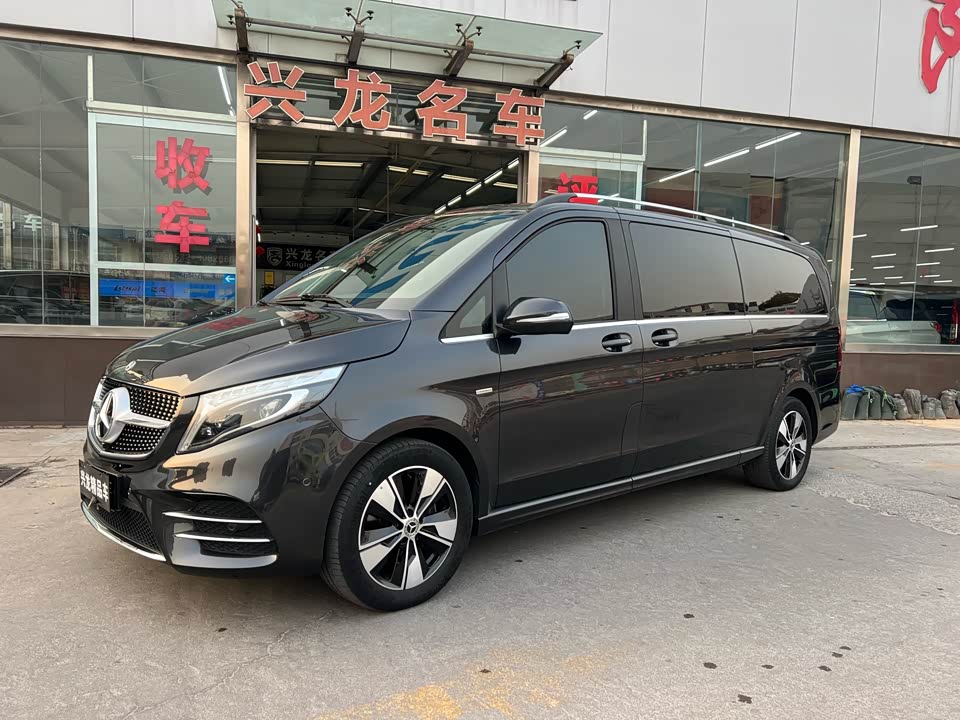 Mercedes-Benz V-class