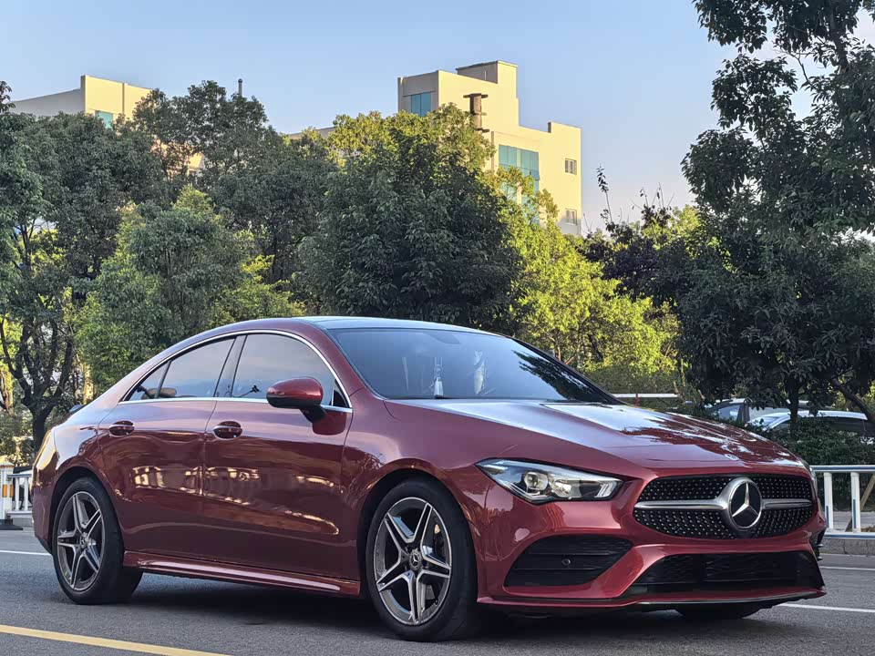 Mercedes-Benz CLA