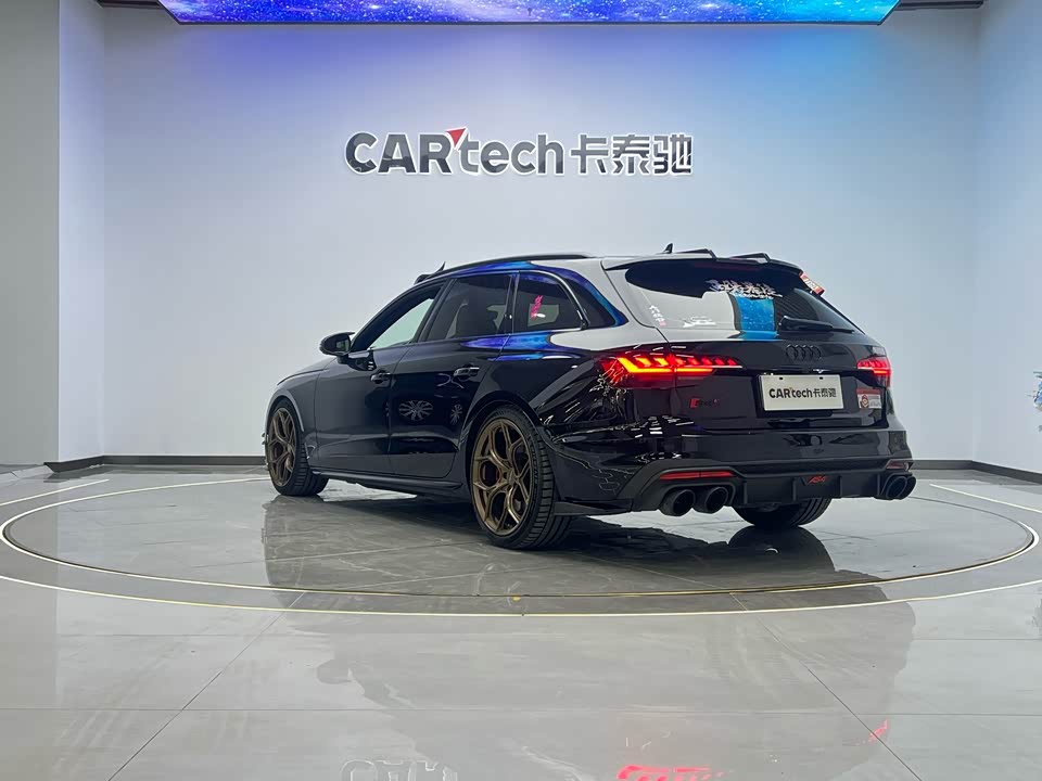 Audi S4
