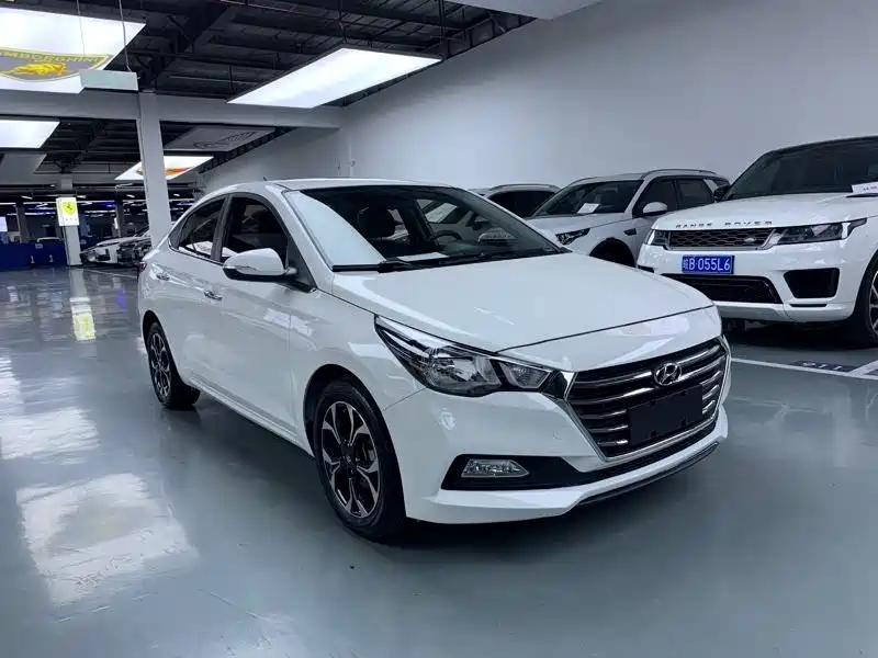 Hyundai Accept