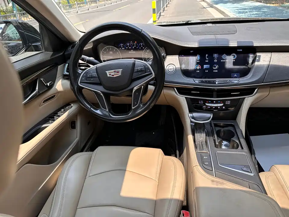 Cadillac CT6