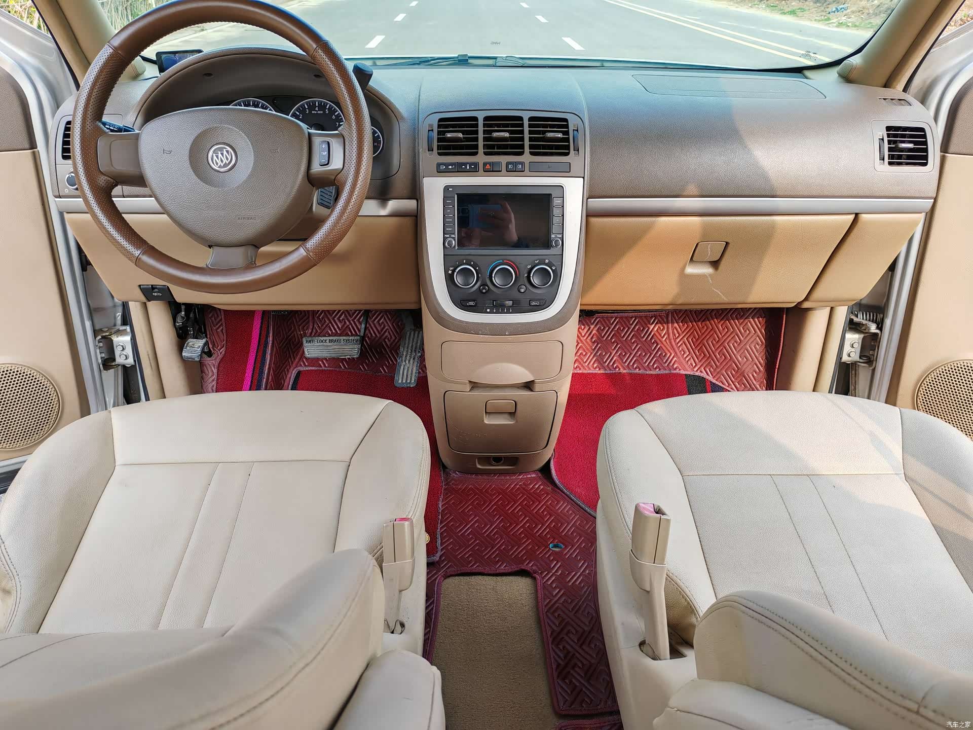 Buick GL8, 2015 все фото