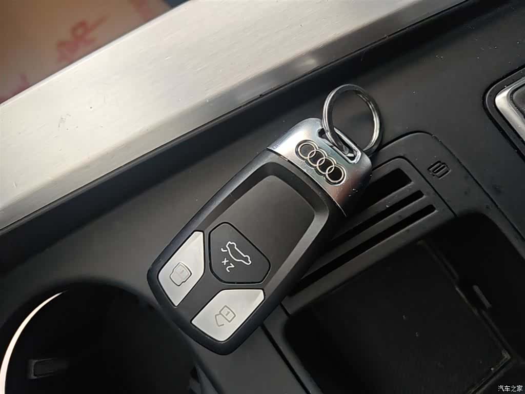 Audi A4L, 2024 9