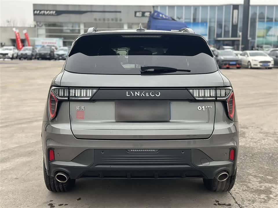 Lynk & Co 01