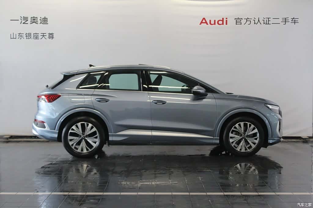 Audi Q4 e-tron, 2025 4