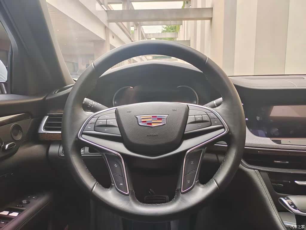 Cadillac CT6, 2018 8