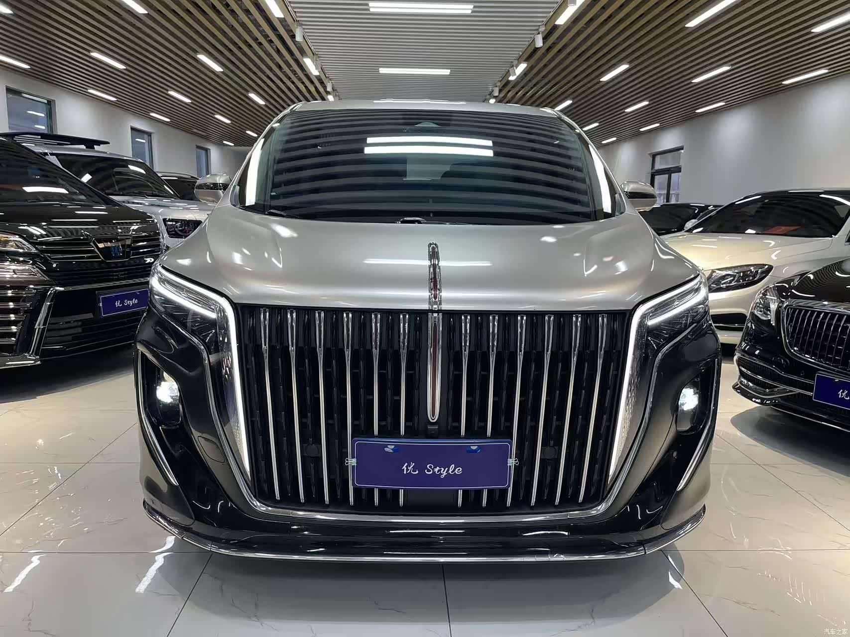 Hongqi HQ9, 2022 6
