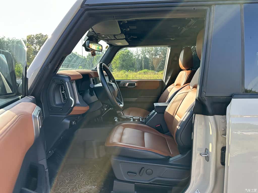 Ford Bronco, 2024 8