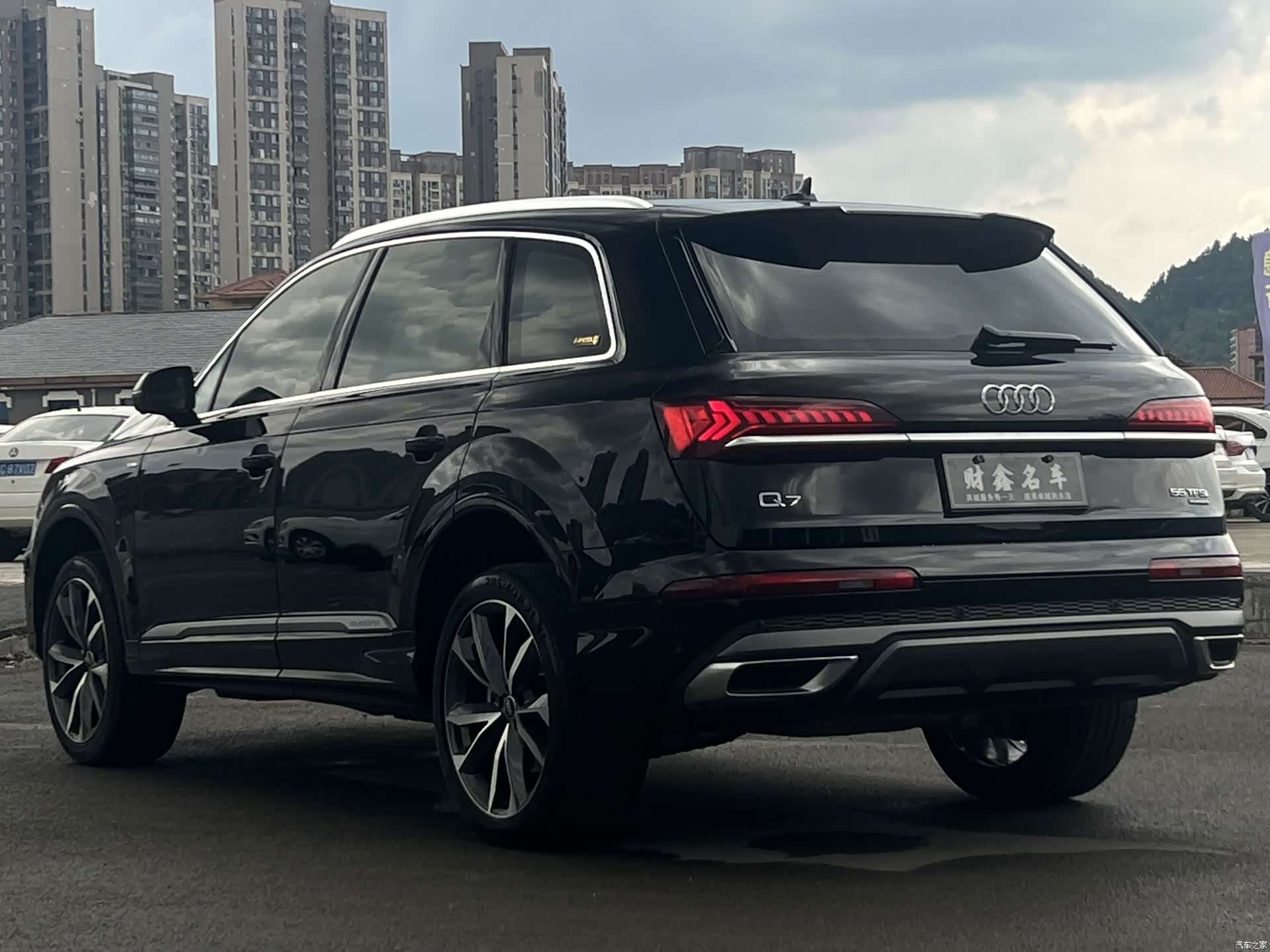 Audi Q7, 2023 9