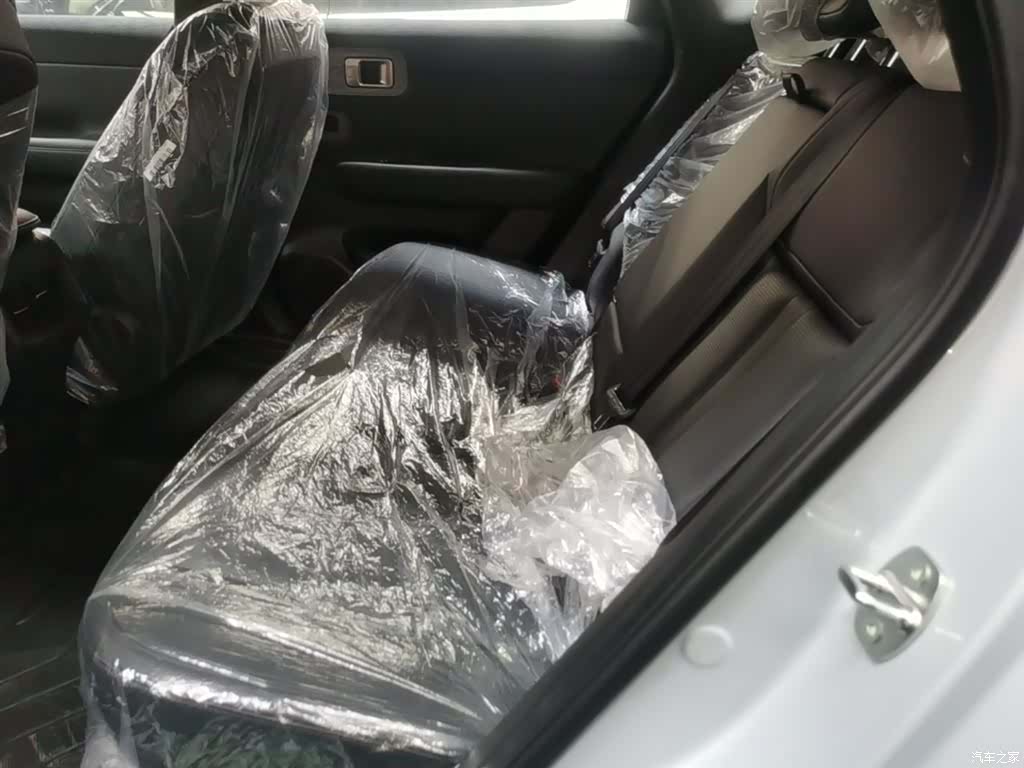 Wuling Starlight, 2024 16