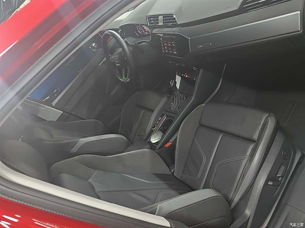 Audi Q3, 2021 25
