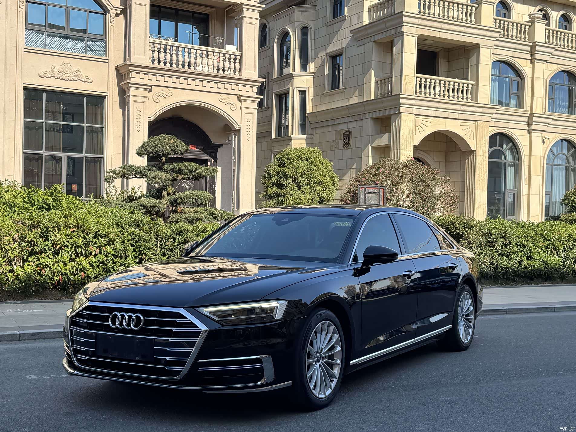 Audi A8L, 2019 1