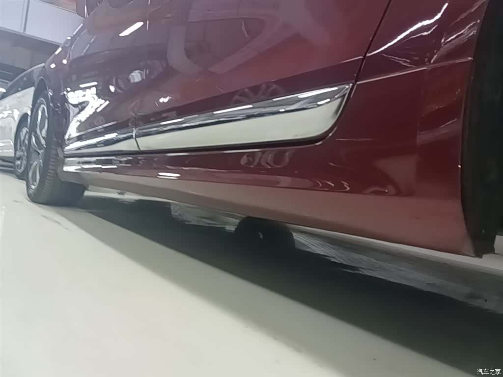 DS 5LS, 2018 22