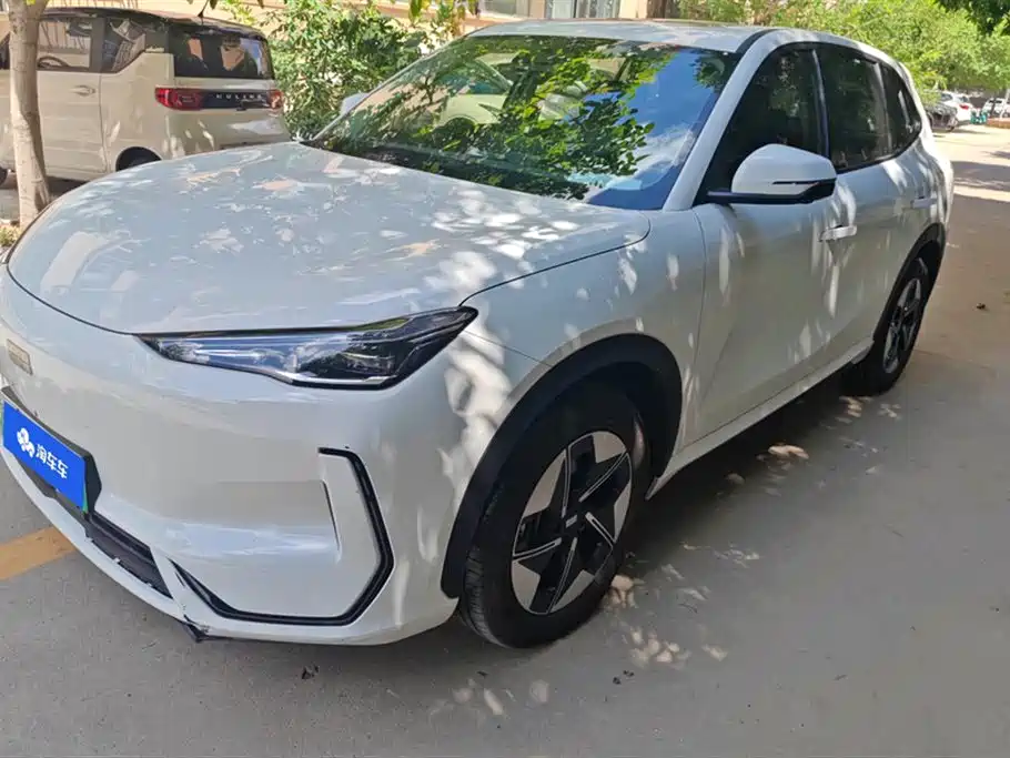 Geely Galaxy Galaxy E5