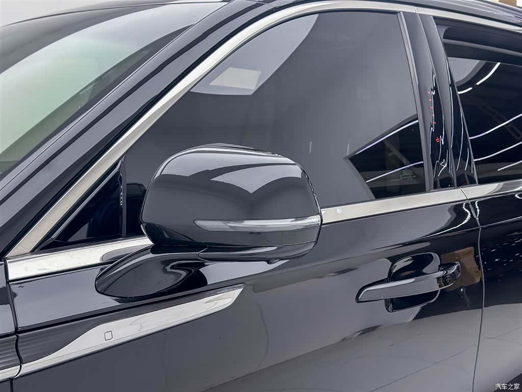 Lincoln Aviator, 2024 11