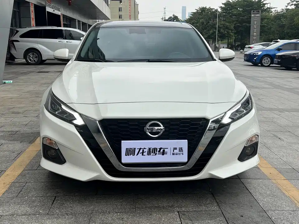 Nissan Teana