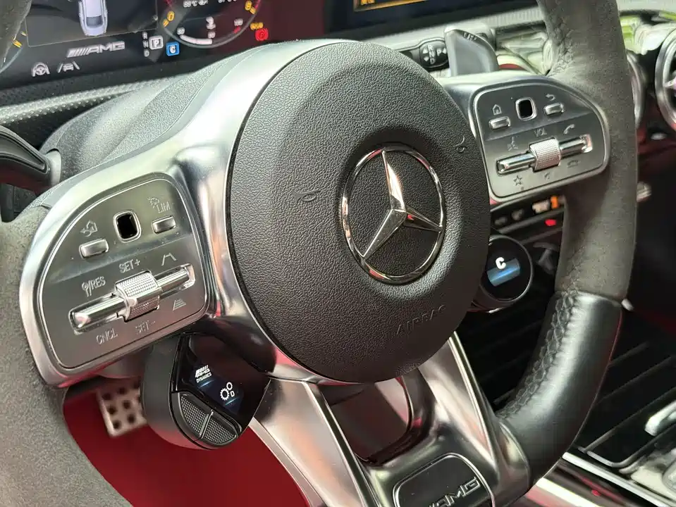 Mercedes-Benz CLA AMG