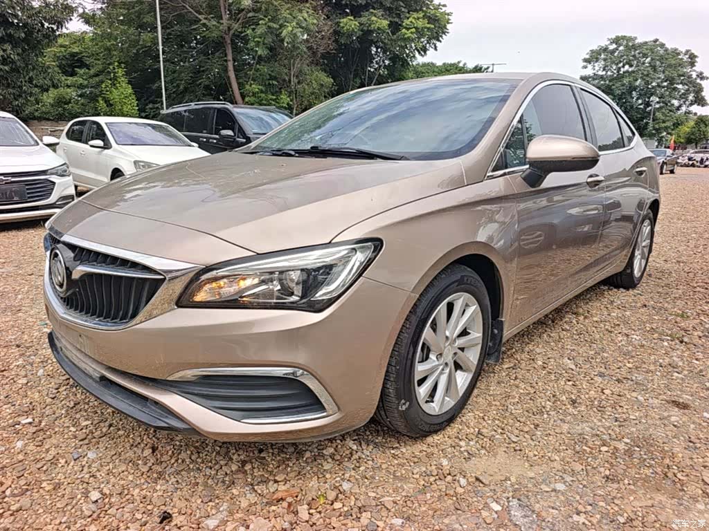 Buick Verano, 2018 1