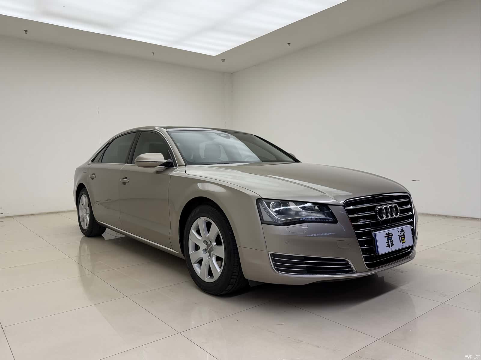 Audi A8L, 2015 3