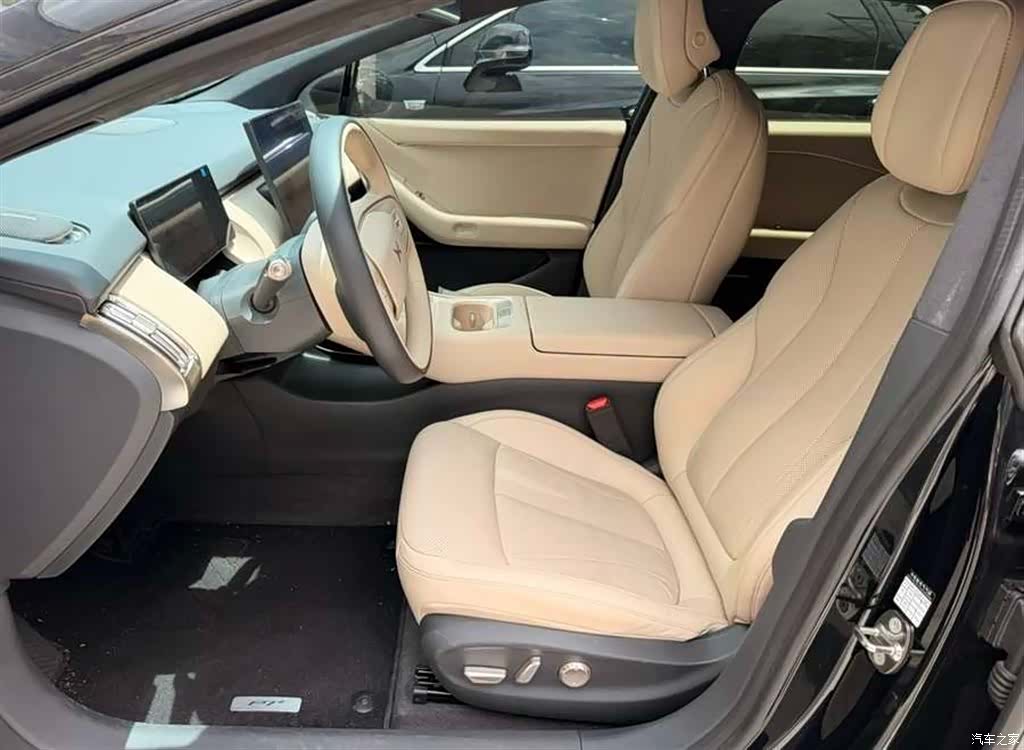 Xpeng P7, 2025 6