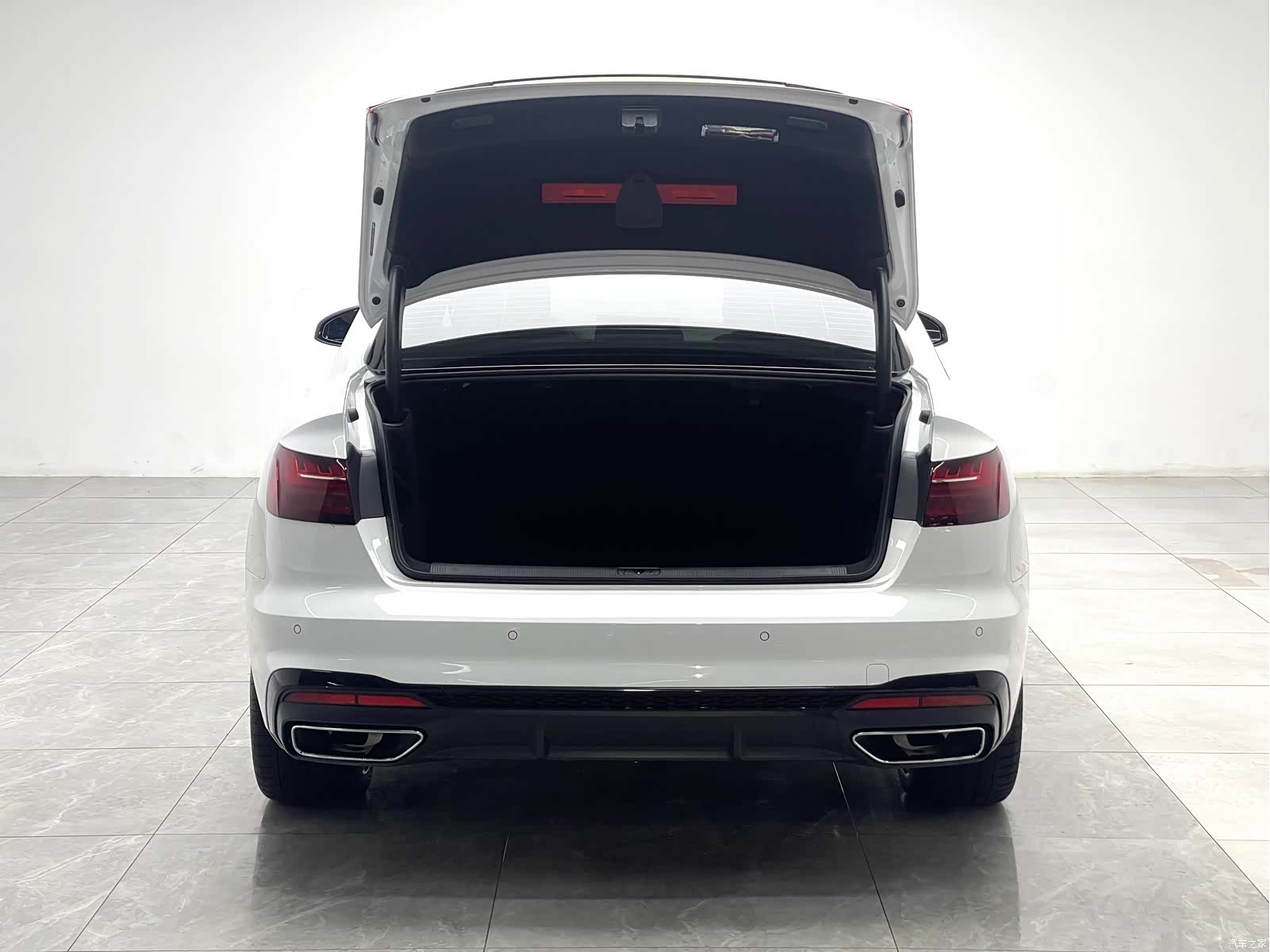Audi A4L, 2023 10