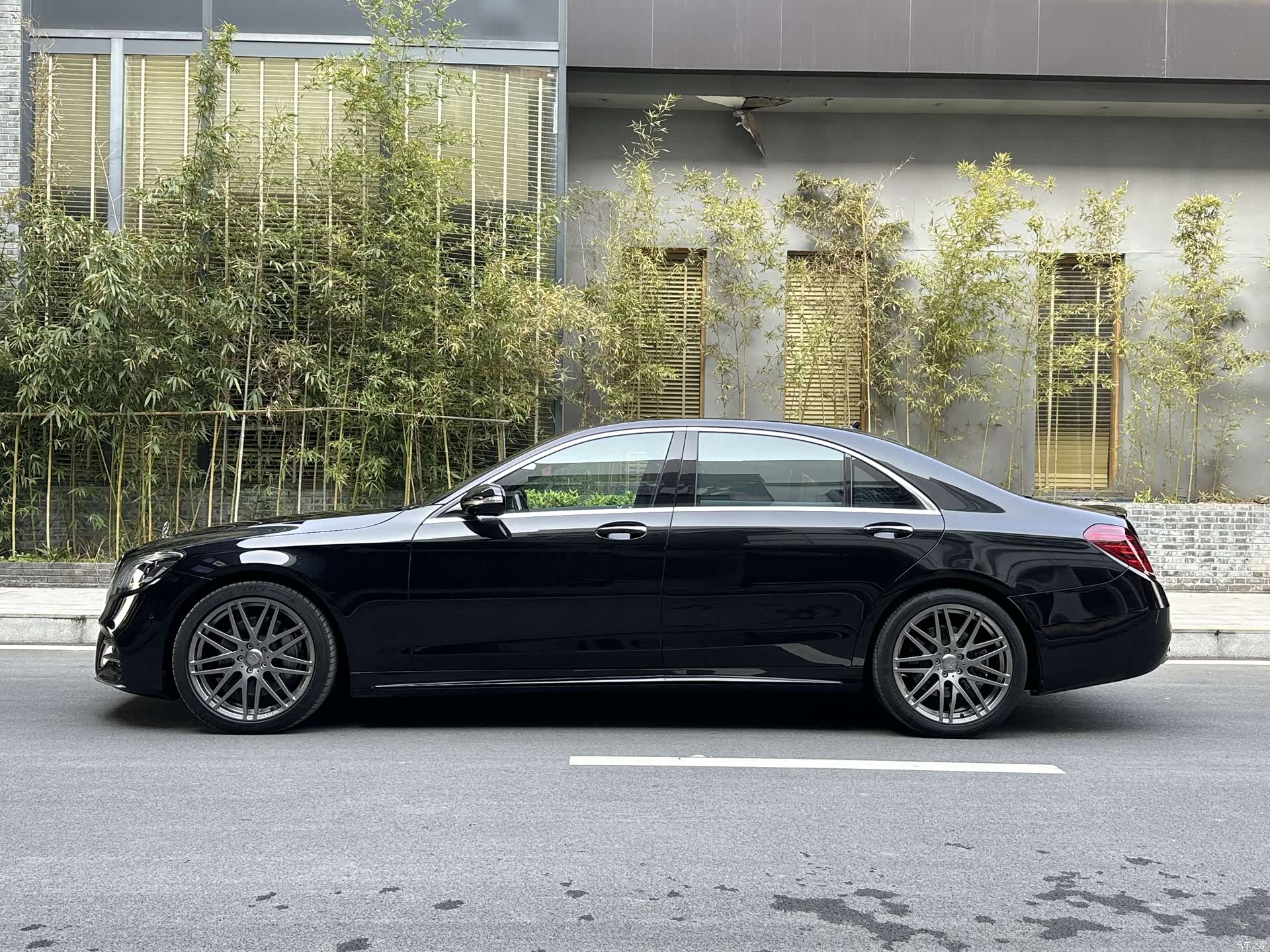 Mercedes-Benz S-Class, 2019 22
