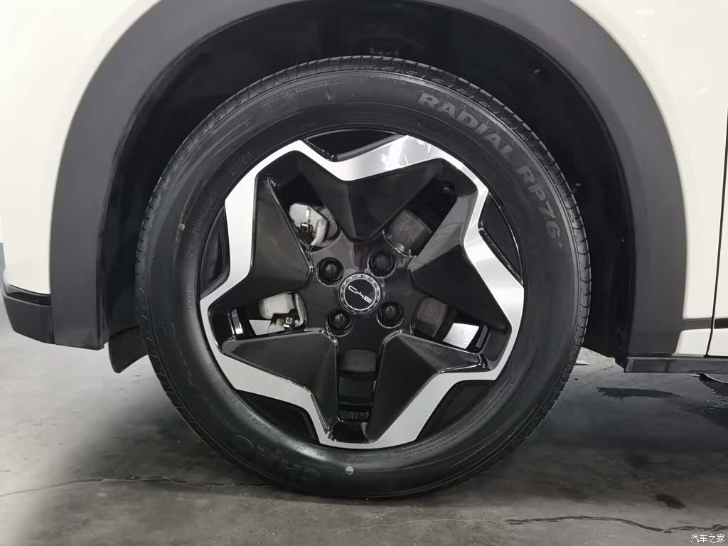 BYD Dolphin, 2023 17