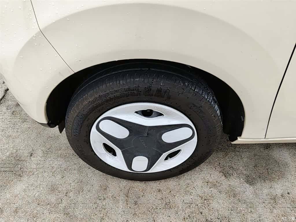 Geely Panda, 2025 23