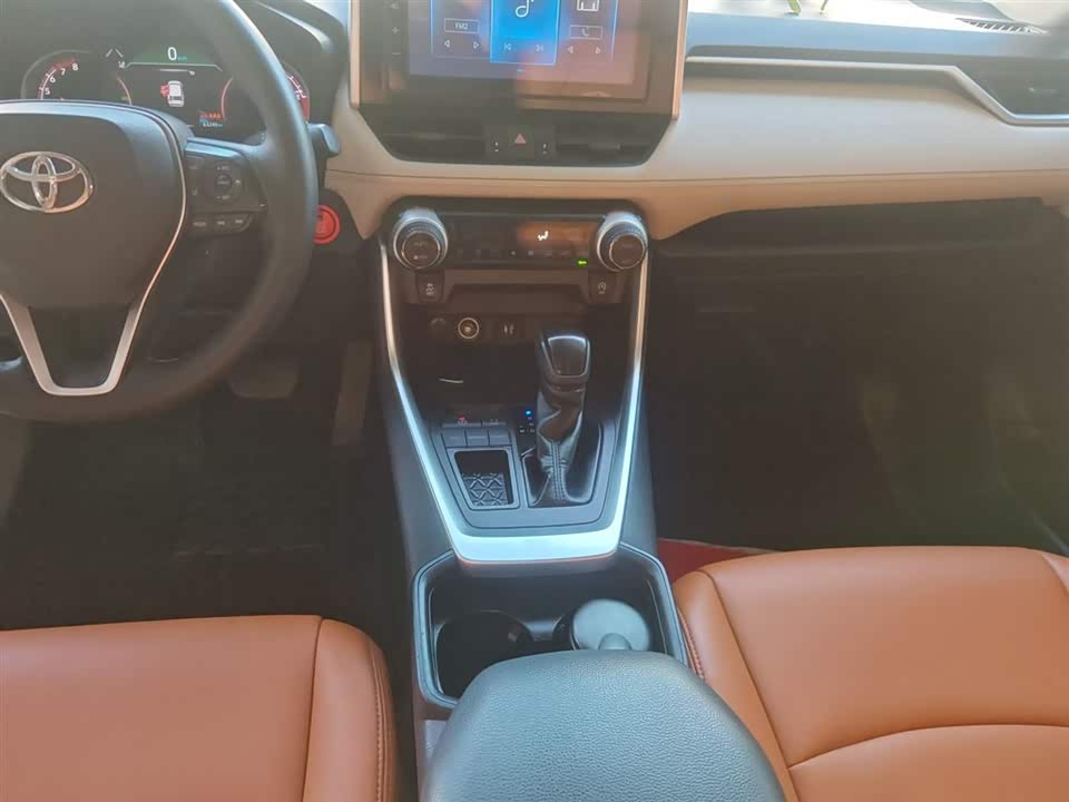 Toyota RAV4 Rongfang