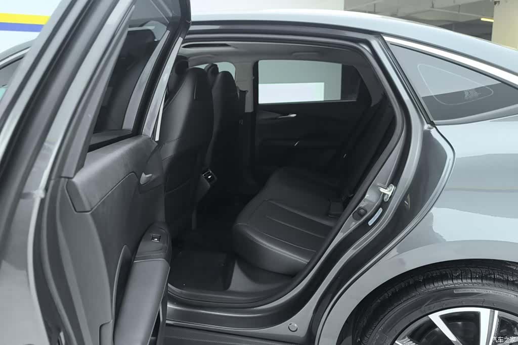 Changan Eado, 2025 11