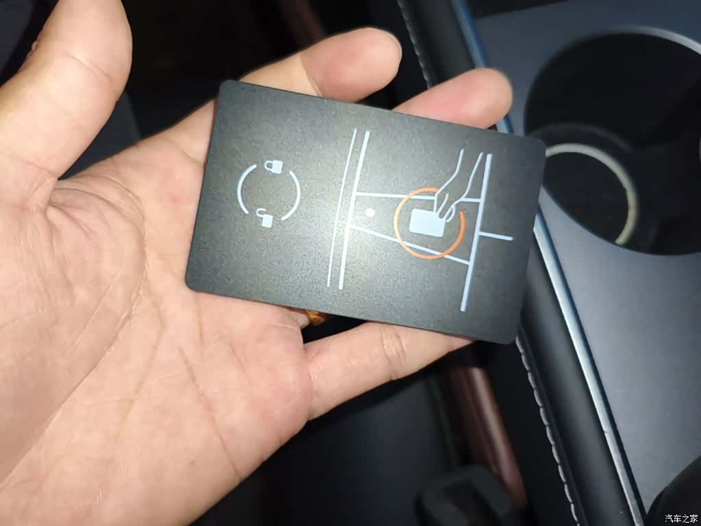 Tesla Model Y, 2021 9