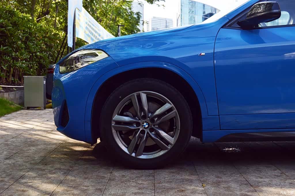 BMW X2, 2023 все фото