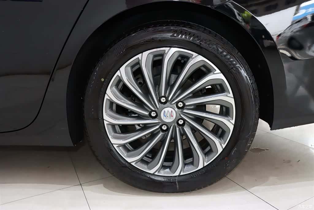 Buick LaCrosse, 2023 20