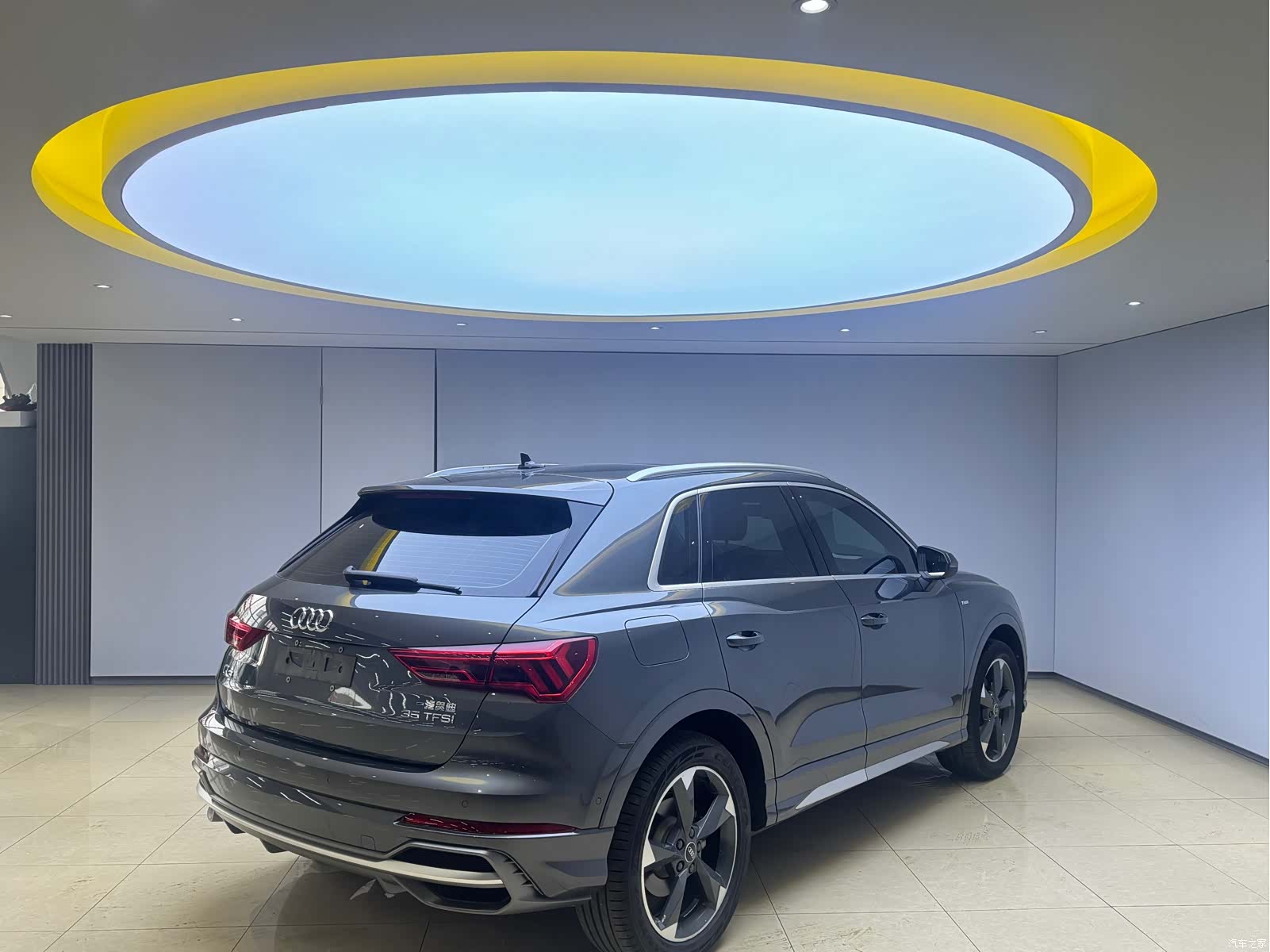 Audi Q3, 2022 6