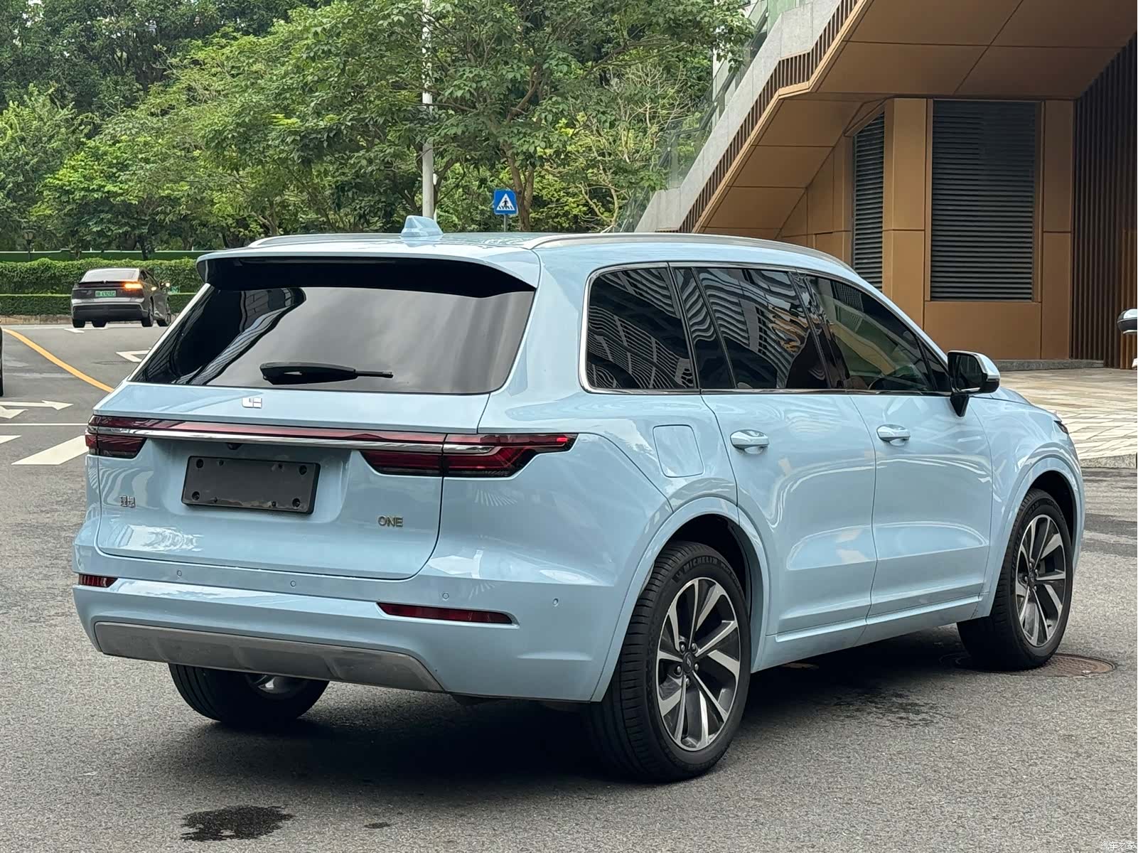 Li Auto ONE, 2022 7