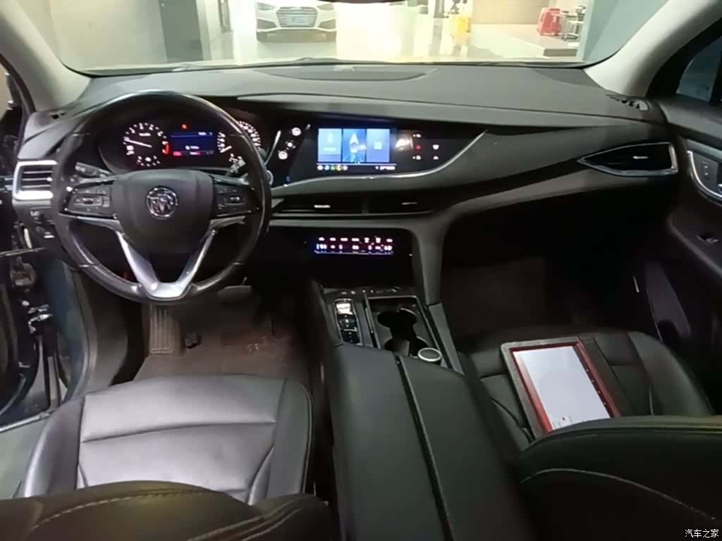 Buick Enclave, 2021 10