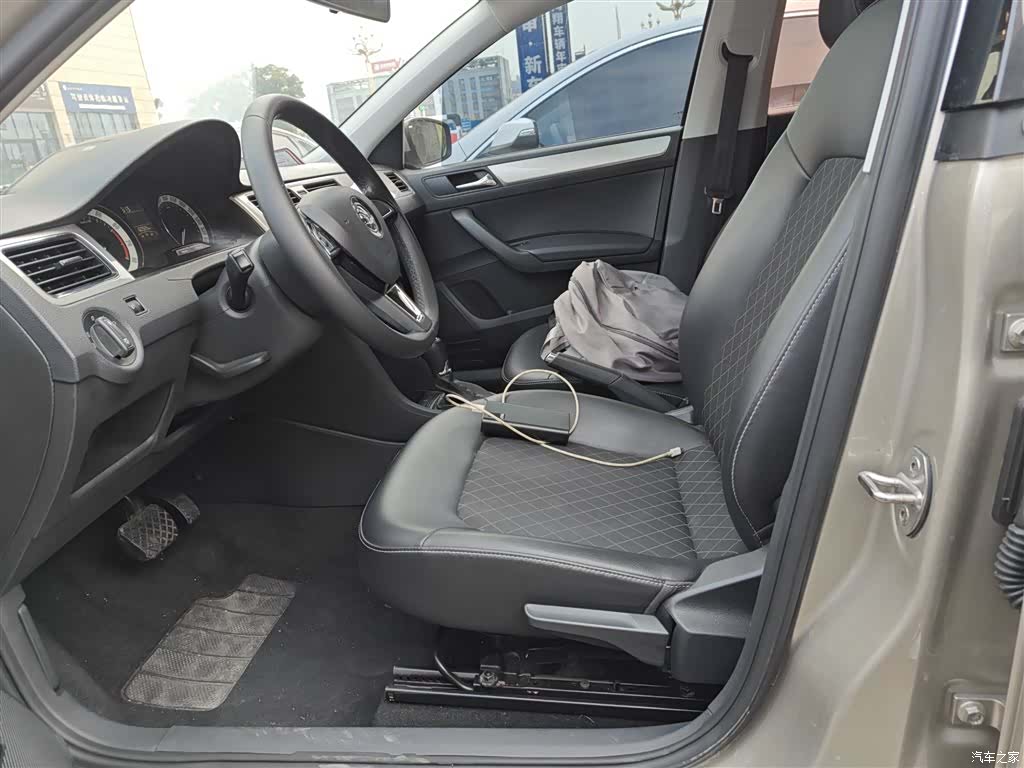 Skoda Rapid, 2019 15