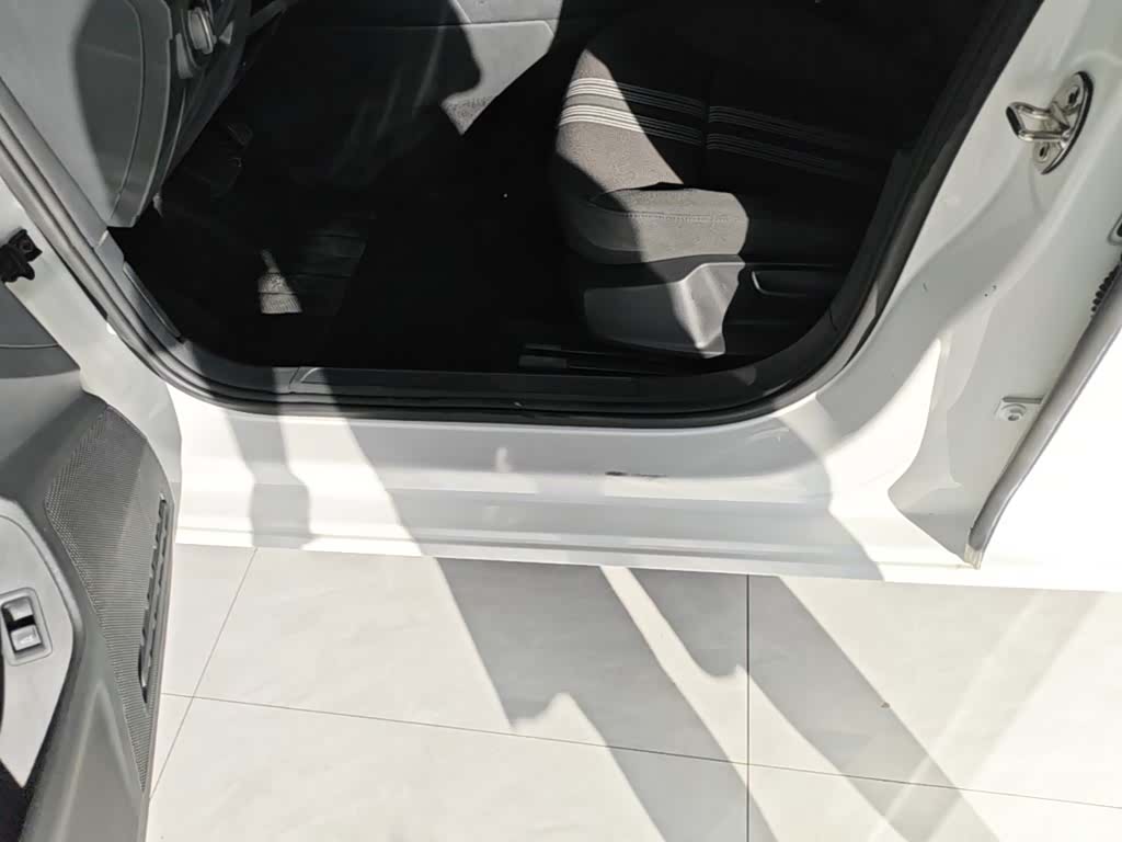 Volkswagen Lamando, 2017 22