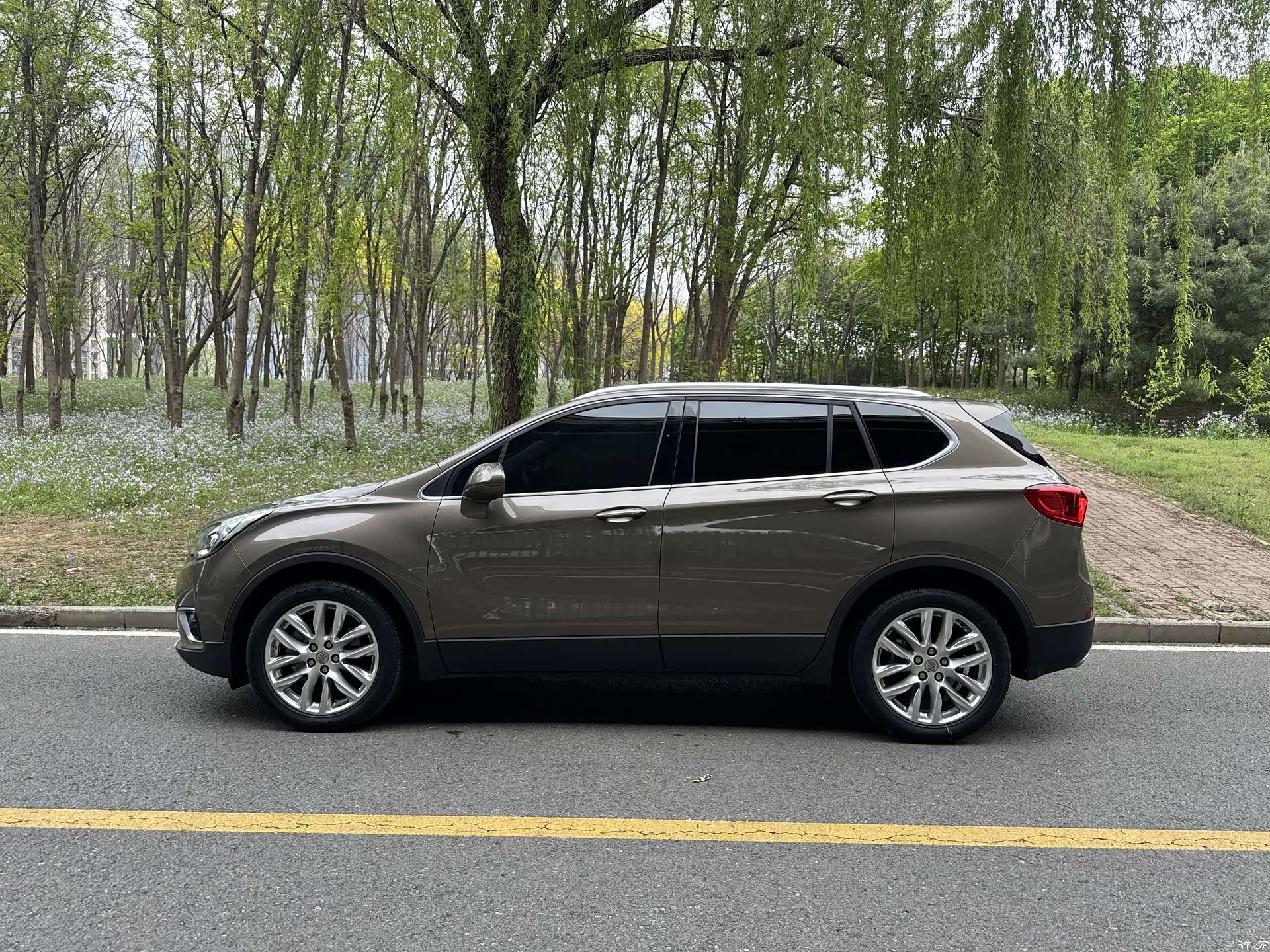 Buick Envision Plus, 2018 3