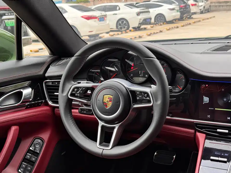 Porsche Panamera