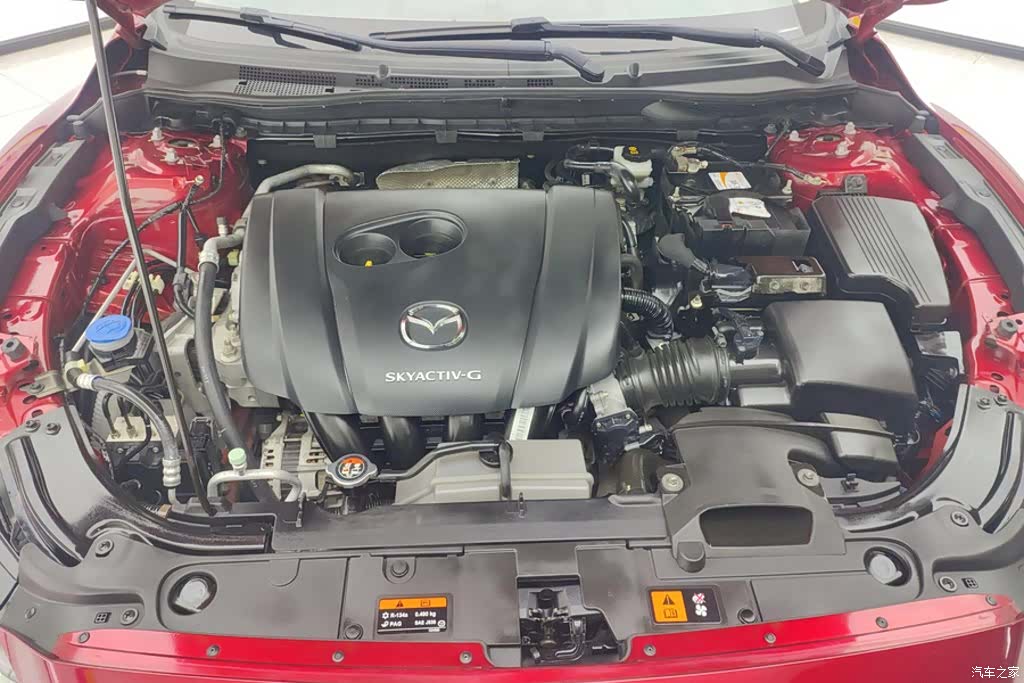 Mazda Atenza, 2021 10