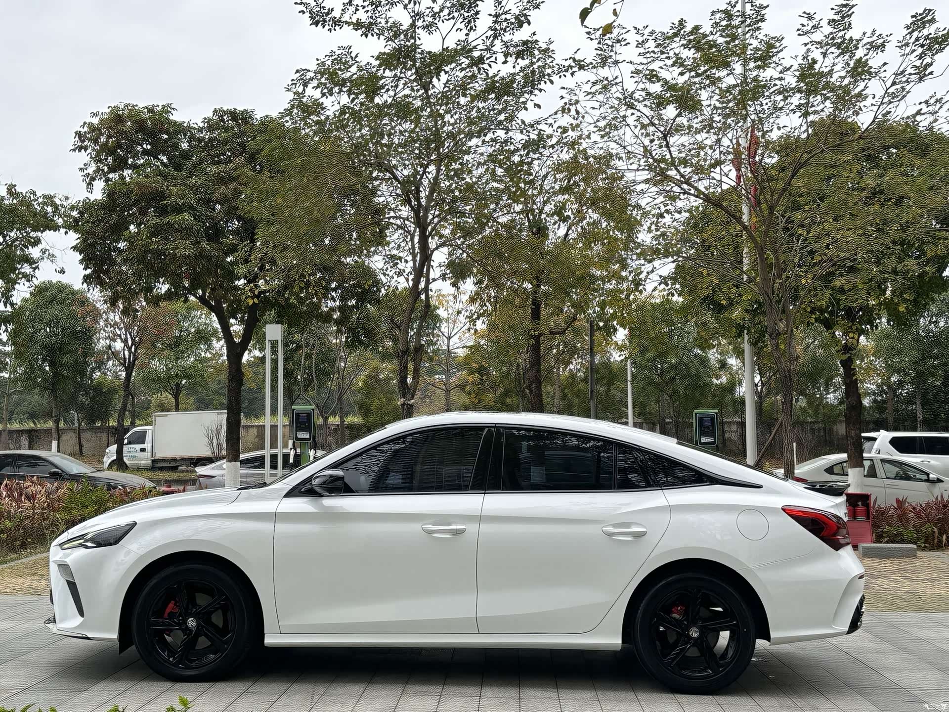 MG MG5, 2022 14