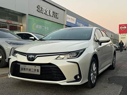 ������ 2021�� ˫�� 1.8L E-CVT��Ӣ��