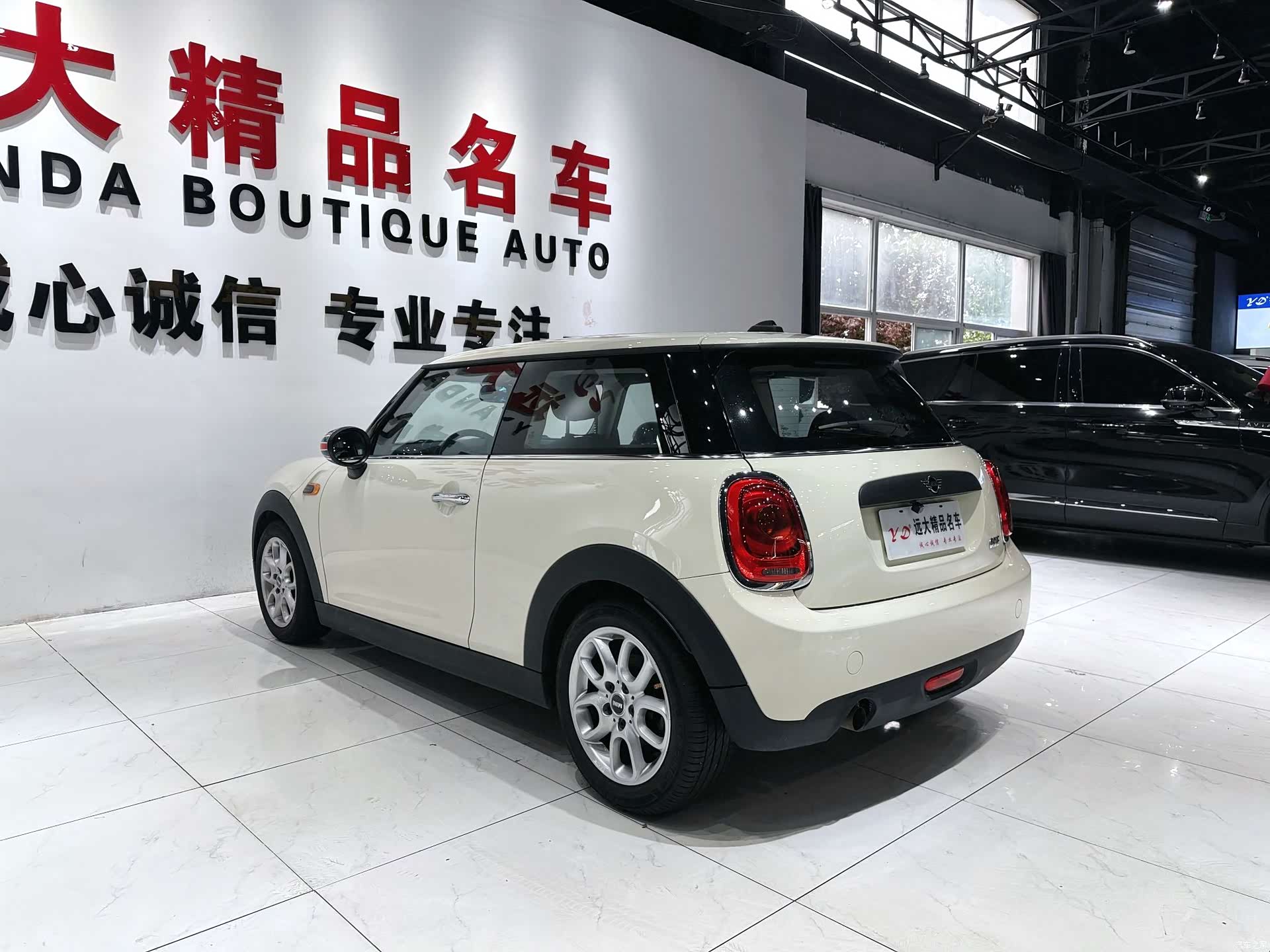 Mini ONE, 2018 17