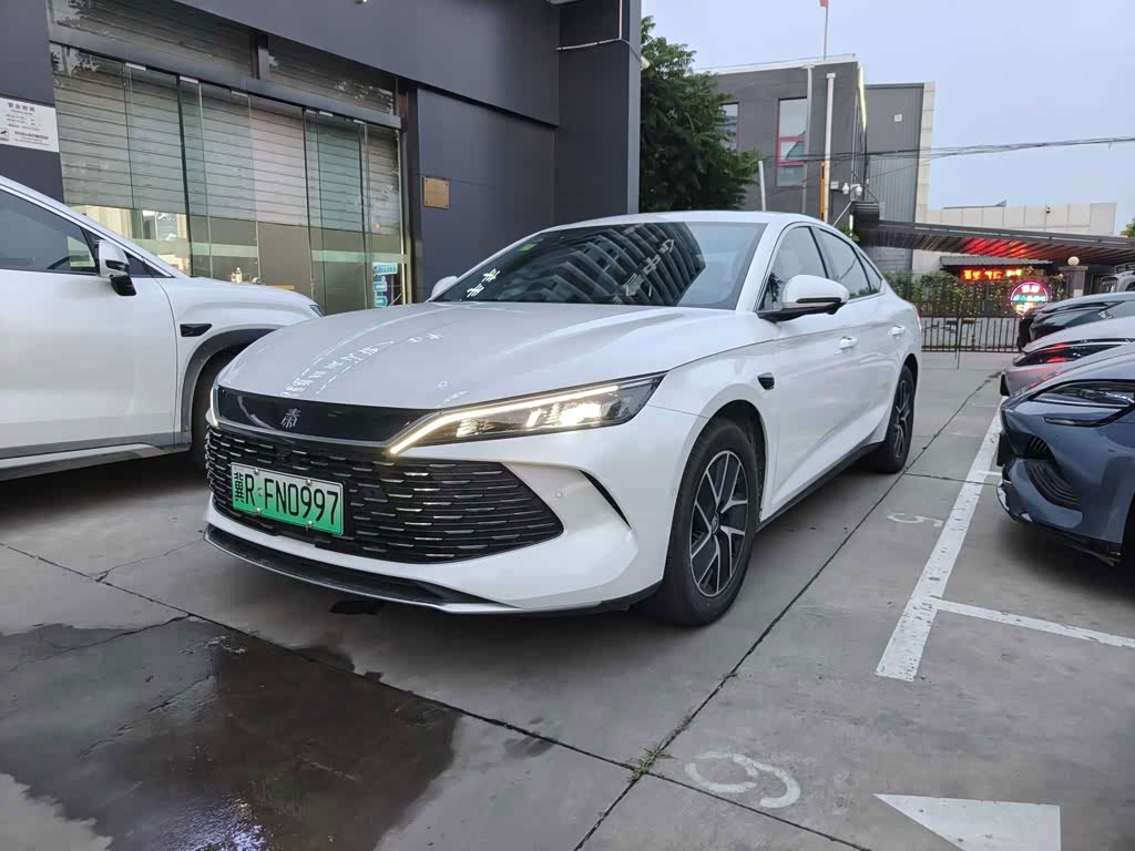 BYD Qin L