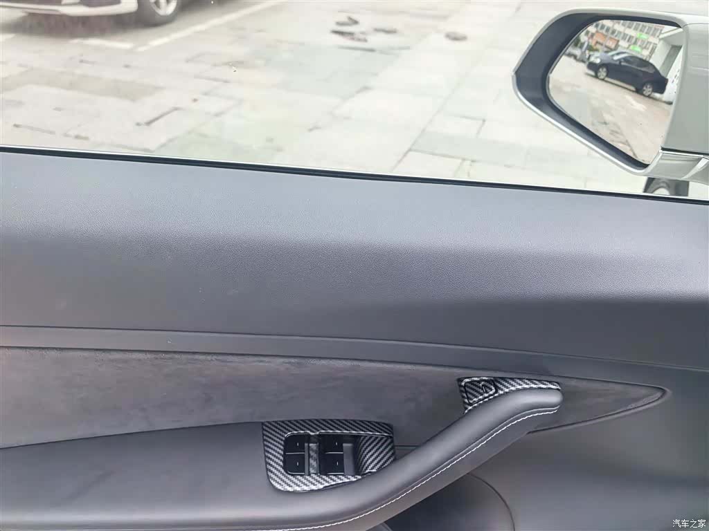 Tesla Model 3, 2020 14