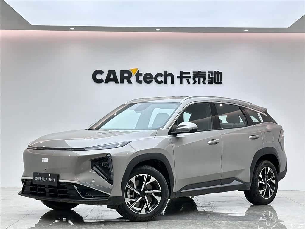 Geely Galaxy L7, 2025 1