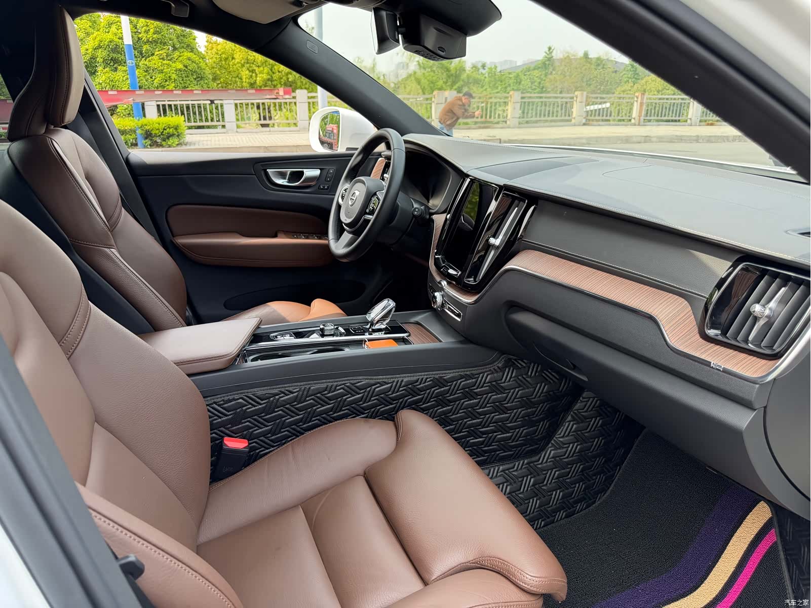 Volvo XC60, 2023 9