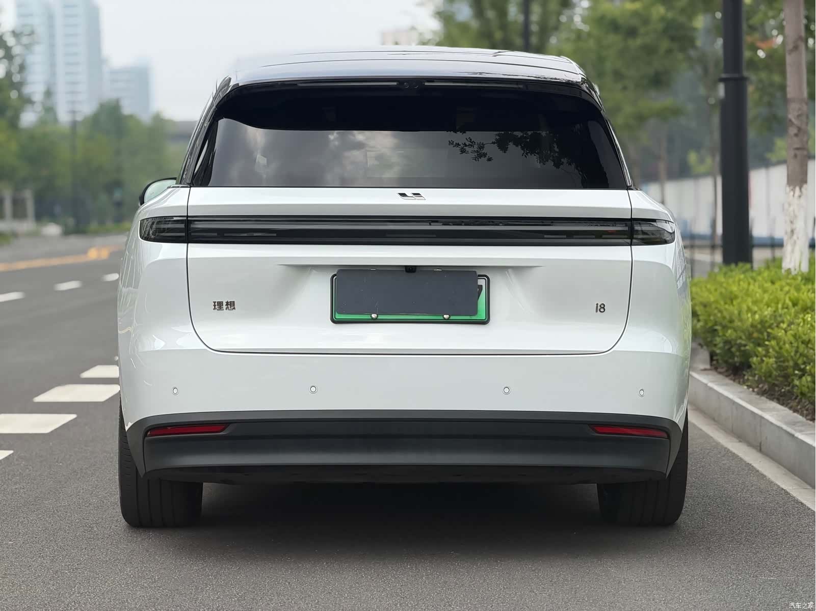 Li Auto i8, 2025 все фото